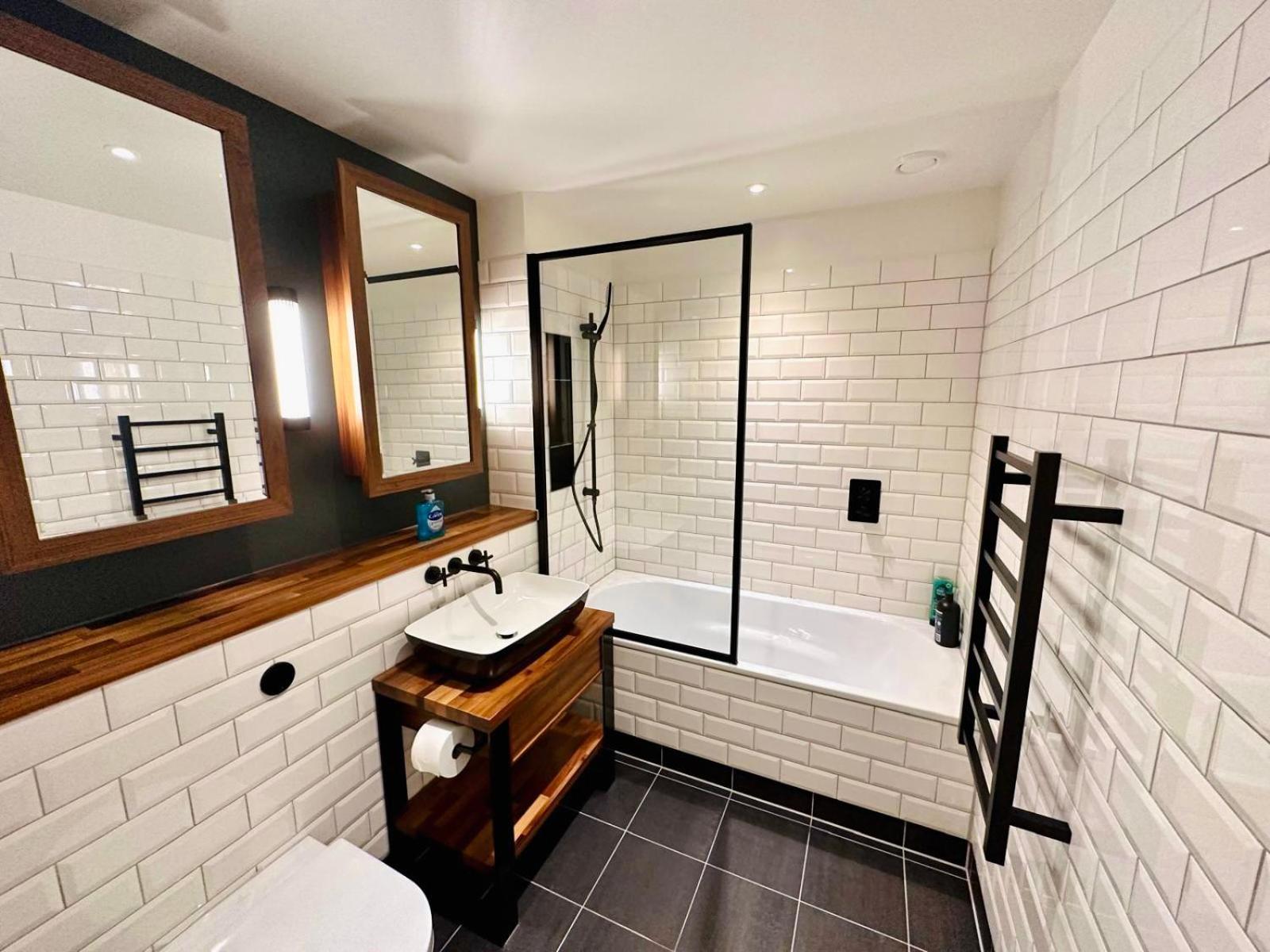 Amazing 2bedroom Close To Tower Bridge Appartamento *